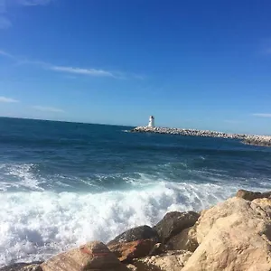 Hébergement de vacances T2 Calme Au Centre De, Sausset-les-Pins